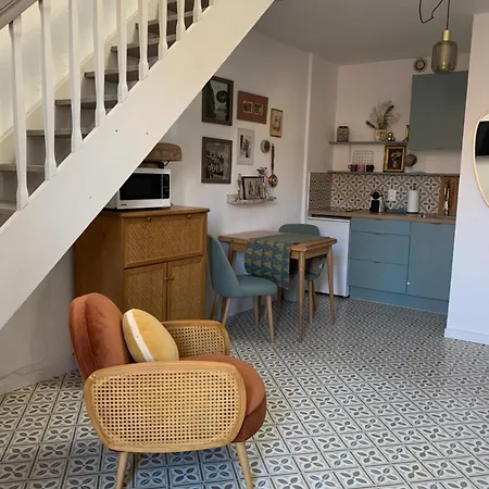 Apartmán Centre Historique, Cosy,calme,mezzanine Narbonne